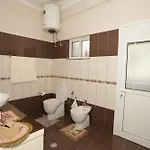 Apartment Banushi