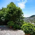 Banushi Apartment Gjirokastër
