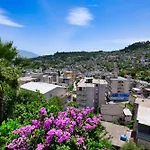 Apartment Banushi Gjirokastër
