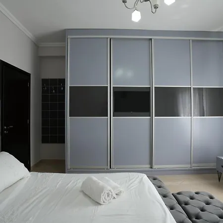 Banushi Appartement Gjirokastër