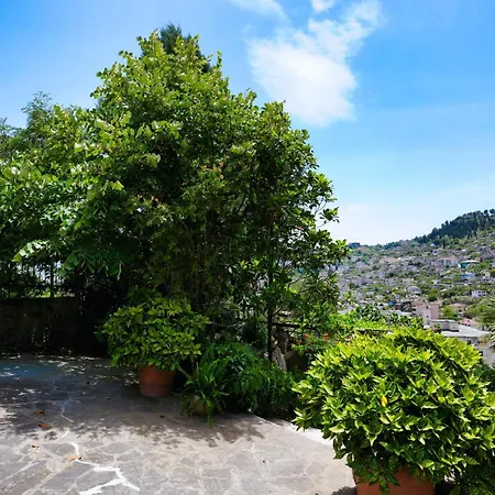 Banushi شقة Gjirokastër