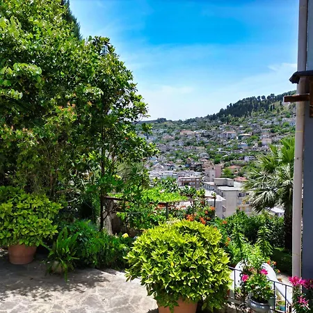 Banushi Gjirokastër