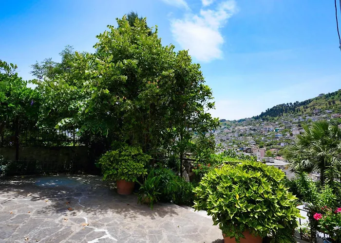 Banushi 公寓 Gjirokastër